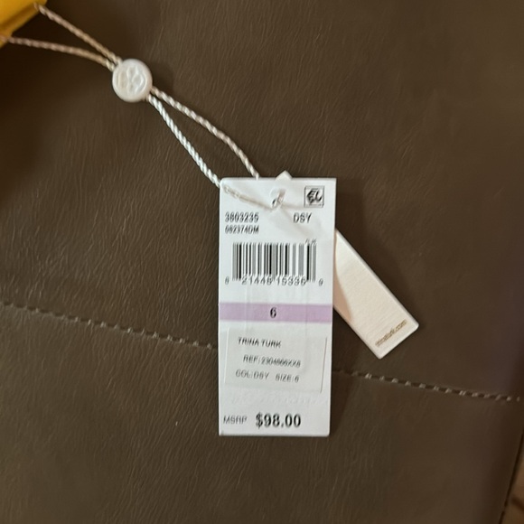 TRINA TURK WOMEN'S JOPLIN JACQUARD OFF THE SHOULDER RUFFLE BANDEAU SWIM TOP - Picture 5 of 5